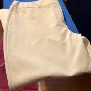 White , cotton cropped pants